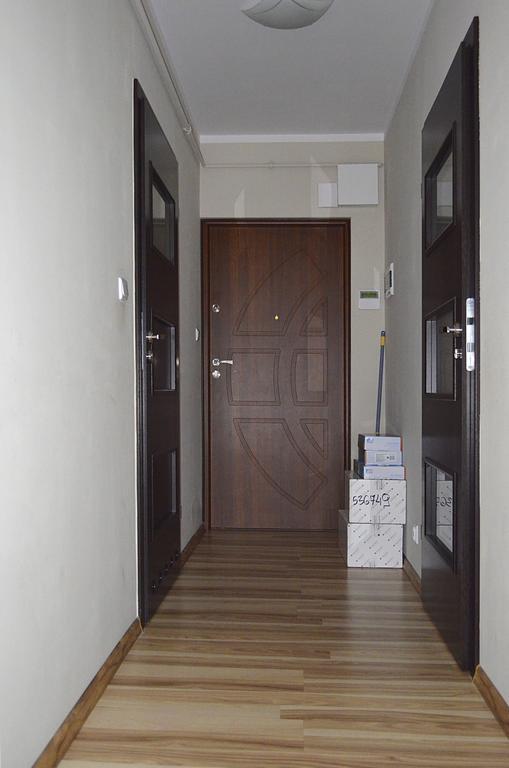 Apartament Dzierzoniowアパートメント 部屋 写真