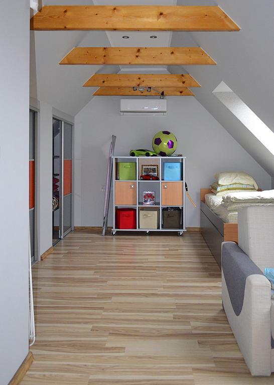 Apartament Dzierzoniowアパートメント 部屋 写真